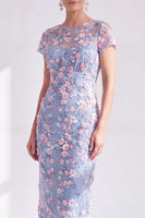 Laden Sie das Bild in den Galerie-Viewer, Blaues Geblümtes Bodycon Rundhals Appliquierung Midi Mutter der Braut Kleid mit Schlitz