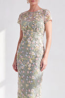 Laden Sie das Bild in den Galerie-Viewer, Blaues Geblümtes Bodycon Rundhals Appliquierung Midi Mutter der Braut Kleid mit Schlitz
