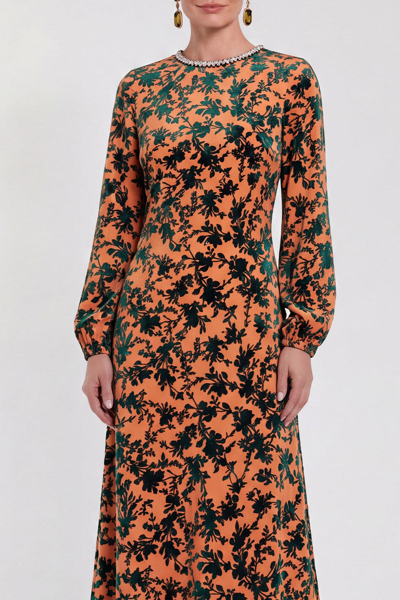 Laden Sie das Bild in den Galerie-Viewer, Fuchsia A-Linie Rundhals Samt Blumen Midi Mutter der Braut Kleid mit langen Ärmeln
