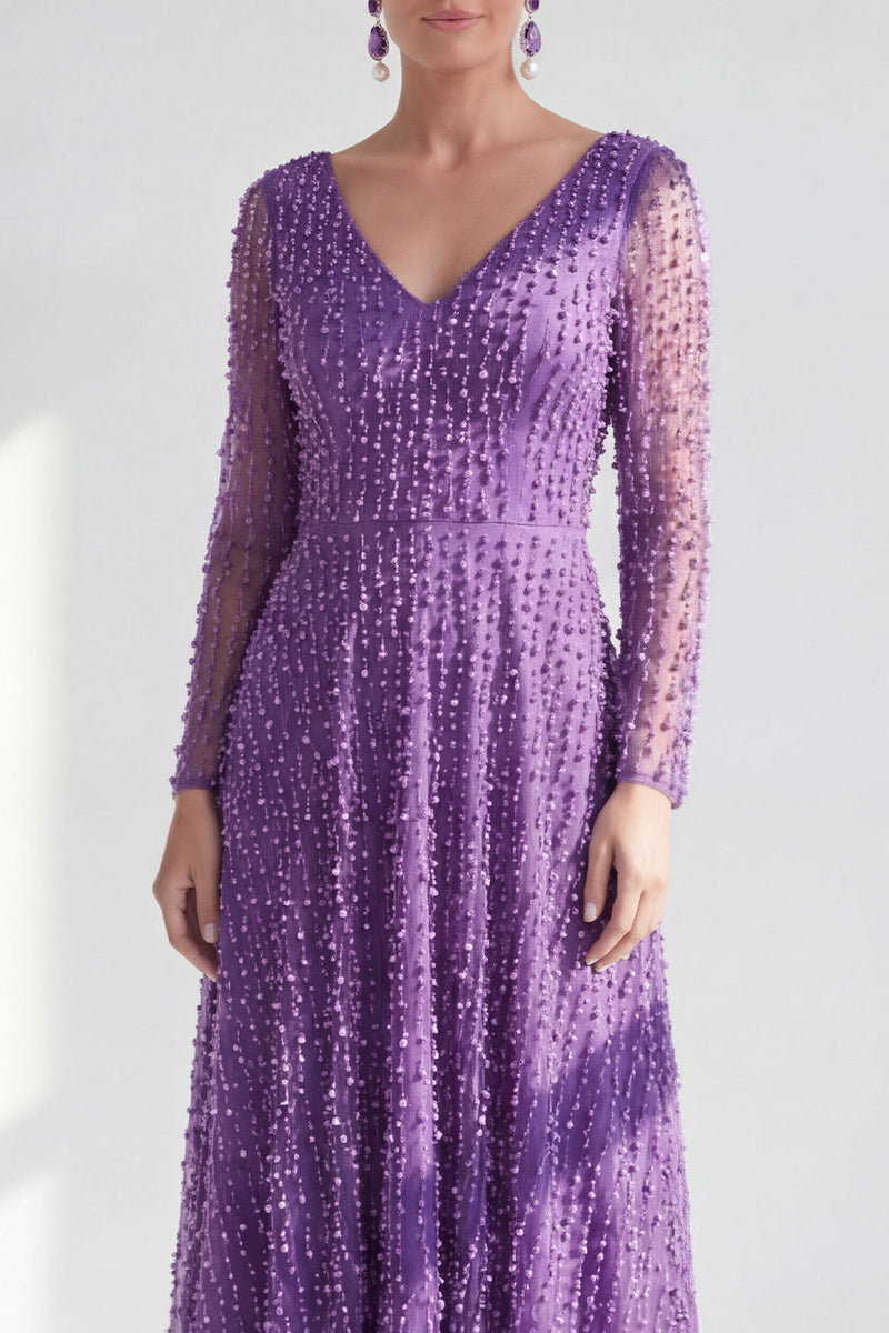 Laden Sie das Bild in den Galerie-Viewer, A-Linie Dunkelviolettes V-Ausschnitt Langes Kleid der Mutter der Braut mit langen Ärmeln