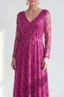 Laden Sie das Bild in den Galerie-Viewer, A-Linie Dunkelviolettes V-Ausschnitt Langes Kleid der Mutter der Braut mit langen Ärmeln