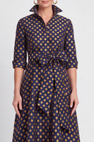 Laden Sie das Bild in den Galerie-Viewer, A-Linie Navy Floraler Jacquard Halbärmel Langes Mutter-der-Braut-Kleid mit Gürtel