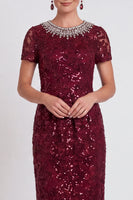Laden Sie das Bild in den Galerie-Viewer, Glitzerndes Schwarzes Pailletten Runden Ausschnitt Bodycon Midi Mutter-der-Braut-Kleid mit Perlen