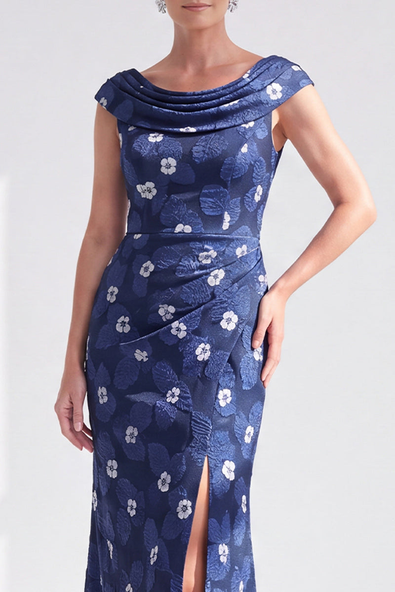 Laden Sie das Bild in den Galerie-Viewer, Meerjungfrauen Schwarzes Blumen Langes Mutter der Braut Kleid mit Schlitz