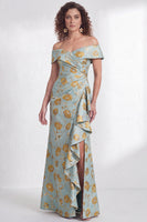 Laden Sie das Bild in den Galerie-Viewer, Off-the-shoulder Meerjungfrauen Schwarzes Blumen Rüschen Mütter der Braut Kleid mit Schlitz