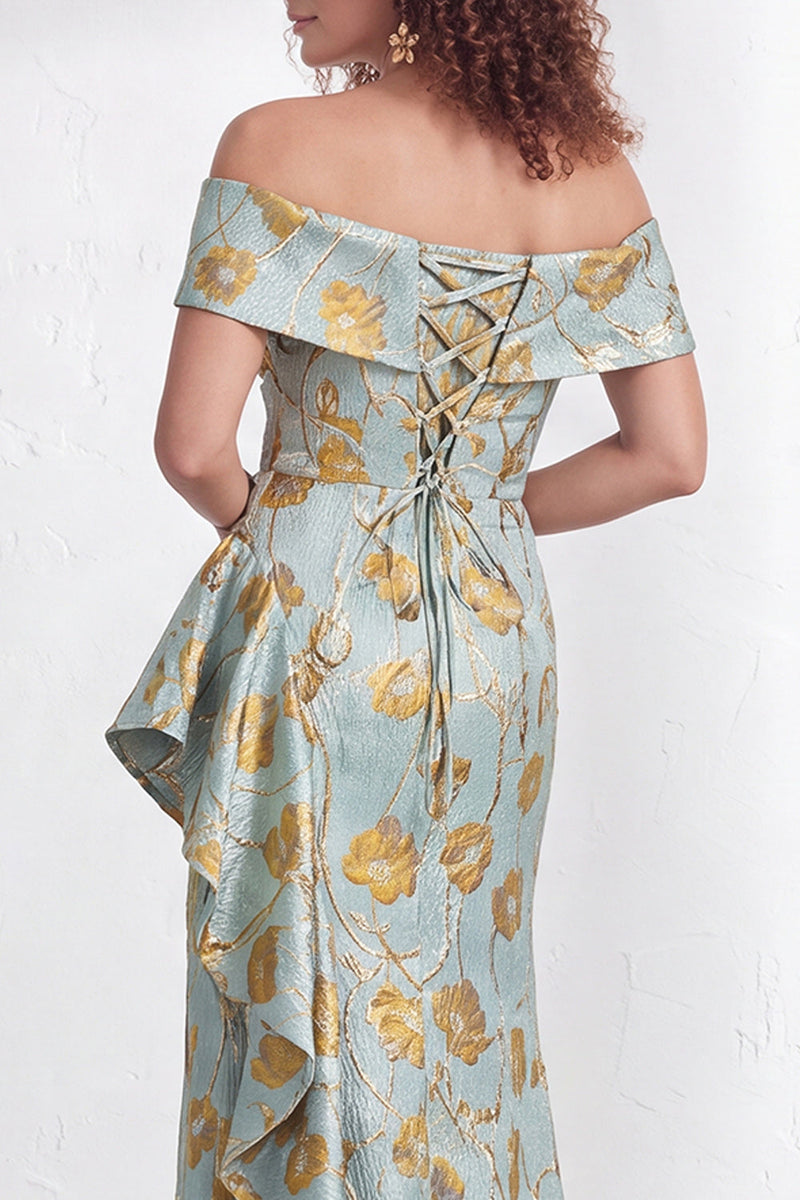Laden Sie das Bild in den Galerie-Viewer, Off-the-shoulder Meerjungfrauen Schwarzes Blumen Rüschen Mütter der Braut Kleid mit Schlitz