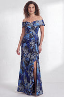 Laden Sie das Bild in den Galerie-Viewer, Off-the-shoulder Meerjungfrauen Schwarzes Blumen Rüschen Mütter der Braut Kleid mit Schlitz