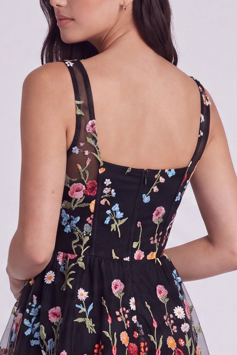 Laden Sie das Bild in den Galerie-Viewer, Elfenbein Blumen Korsett A-Linie Quadrathals Mini Standesamt Kleid