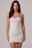 Laden Sie das Bild in den Galerie-Viewer, Trägerloses Bodycon Korsett Kleines weißes Kleid mit Pailletten