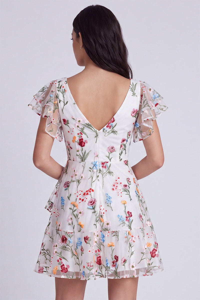 Laden Sie das Bild in den Galerie-Viewer, Elfenbein Blumen A-Linie Standesamt Kleid mit V-Ausschnitt und Rüschen
