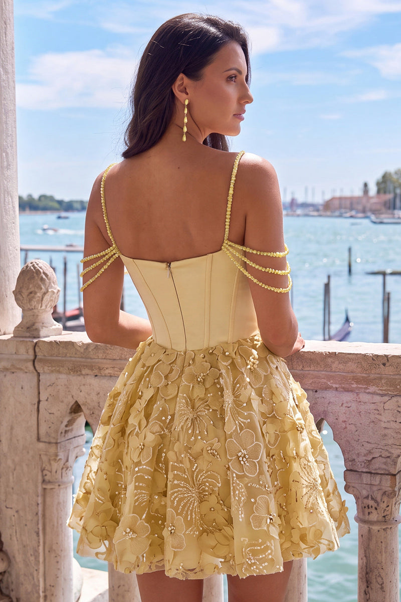 Laden Sie das Bild in den Galerie-Viewer, Gelbes Korsett Gerafftes Florale Spaghettiträger A-Linie Kurzes Abendkleid mit Perlenbesatz