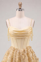 Laden Sie das Bild in den Galerie-Viewer, Gelbes Korsett Gerafftes Florale Spaghettiträger A-Linie Kurzes Abendkleid mit Perlenbesatz