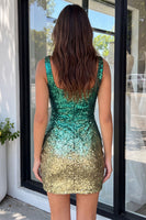 Laden Sie das Bild in den Galerie-Viewer, Glitzerndes Grünes und Goldenes Bodycon Quadrathals Pailletten Kurzes Abendkleid mit Schlitz