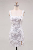 Laden Sie das Bild in den Galerie-Viewer, Homecoming-Kleid mit elfenbeinfarbenem Quadratausschnitt und Bodycon-Pailletten mit 3D-Blumen