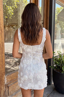 Laden Sie das Bild in den Galerie-Viewer, Homecoming-Kleid mit elfenbeinfarbenem Quadratausschnitt und Bodycon-Pailletten mit 3D-Blumen