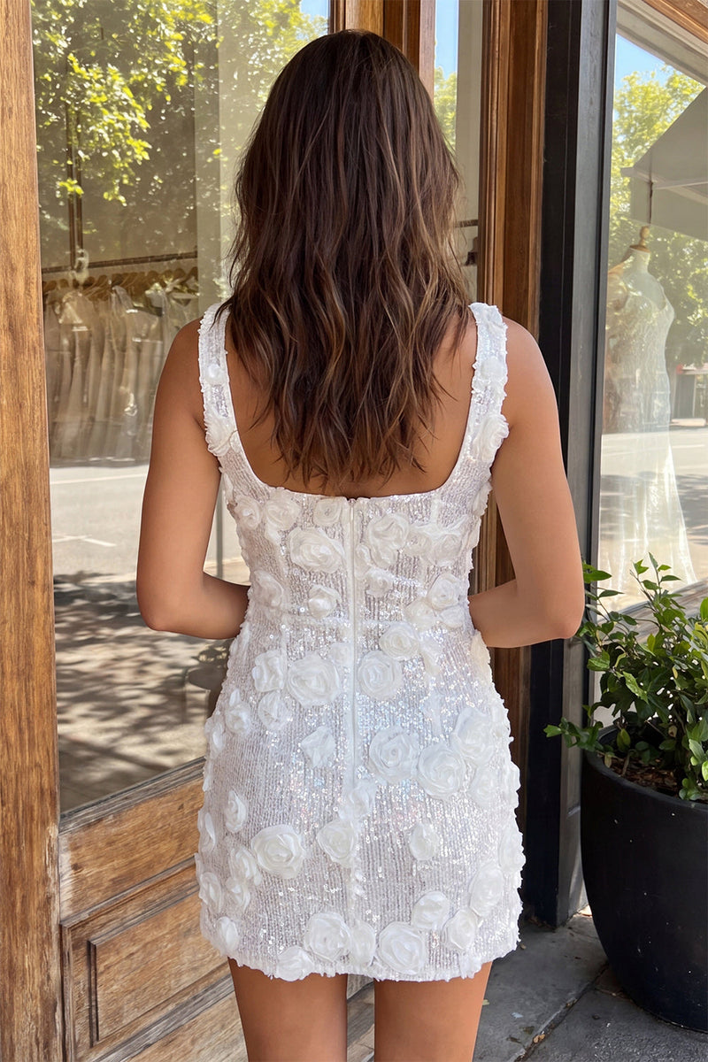 Laden Sie das Bild in den Galerie-Viewer, Homecoming-Kleid mit elfenbeinfarbenem Quadratausschnitt und Bodycon-Pailletten mit 3D-Blumen