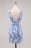 Laden Sie das Bild in den Galerie-Viewer, Blaue Pailletten, V-Ausschnitt enges Homecoming-Kleid