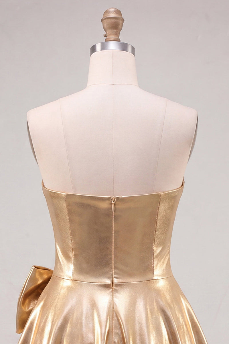 Laden Sie das Bild in den Galerie-Viewer, Goldenes metallisches Sweetheart A-Line-Homecoming-Kleid mit Schleife