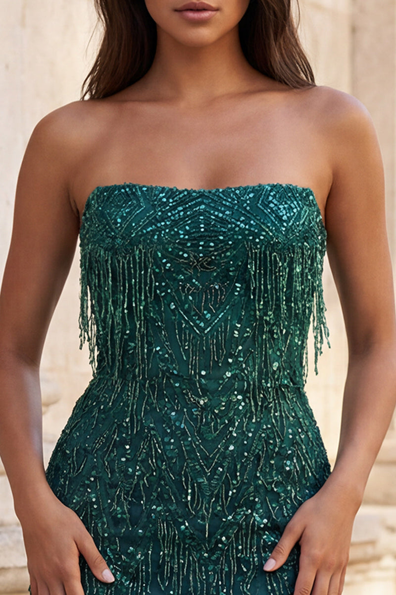 Laden Sie das Bild in den Galerie-Viewer, Trägerloses, burgunderrotes Bodycon mit Fransen und kurzem Homecoming-Kleid mit Pailletten