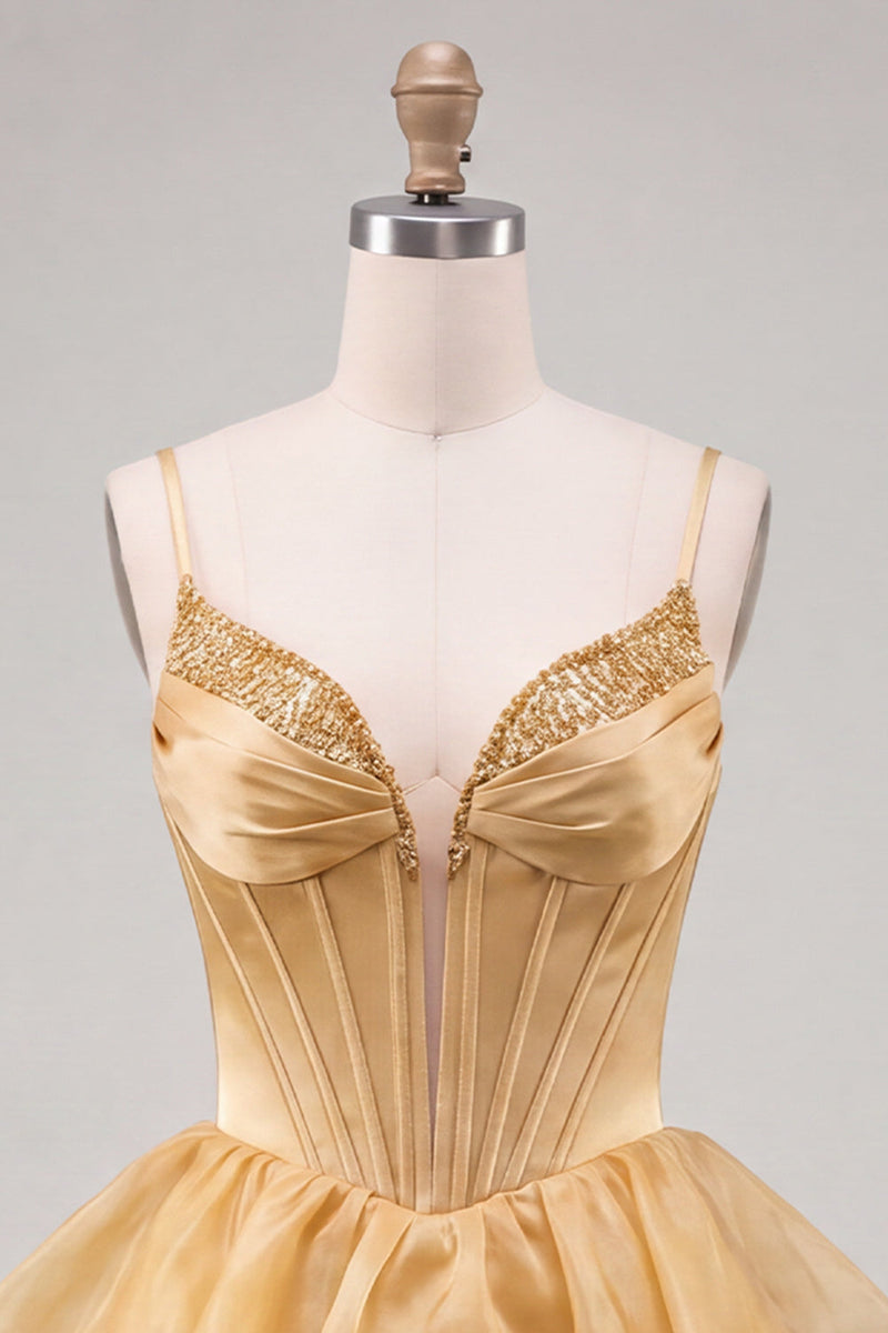 Laden Sie das Bild in den Galerie-Viewer, A-Linie goldenes Korsett, gestuftes, perlenbesetztes Homecoming-Kleid mit Schnürung hinten