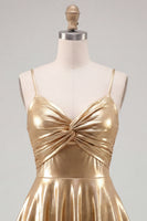 Laden Sie das Bild in den Galerie-Viewer, Gold A-Line Metallic-Träger mit spaghettifarbenen Kurzzeit-Homecoming-Kleid
