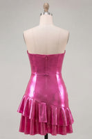 Laden Sie das Bild in den Galerie-Viewer, Sweetheart Fuchsia A-Linie Metallic, gerafftes kurzes Homecoming-Kleid mit Stufen
