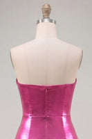 Laden Sie das Bild in den Galerie-Viewer, Sweetheart Fuchsia A-Linie Metallic, gerafftes kurzes Homecoming-Kleid mit Stufen