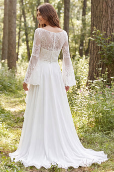 Elfenbein Chiffon Brautkleid mit Rüschen und langen Ärmeln und Schlitz