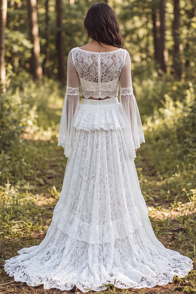 Laden Sie das Bild in den Galerie-Viewer, Elfenbein A-Linie Bateau-Ausschnitt Brautkleid mit Rüschen und Schlitz