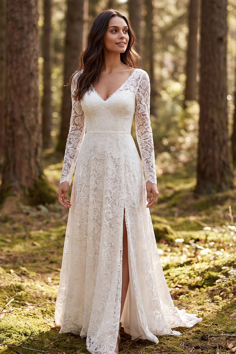 Laden Sie das Bild in den Galerie-Viewer, Ivory Spitze A-Line Langarmiges Hochzeitskleid mit Schlitz