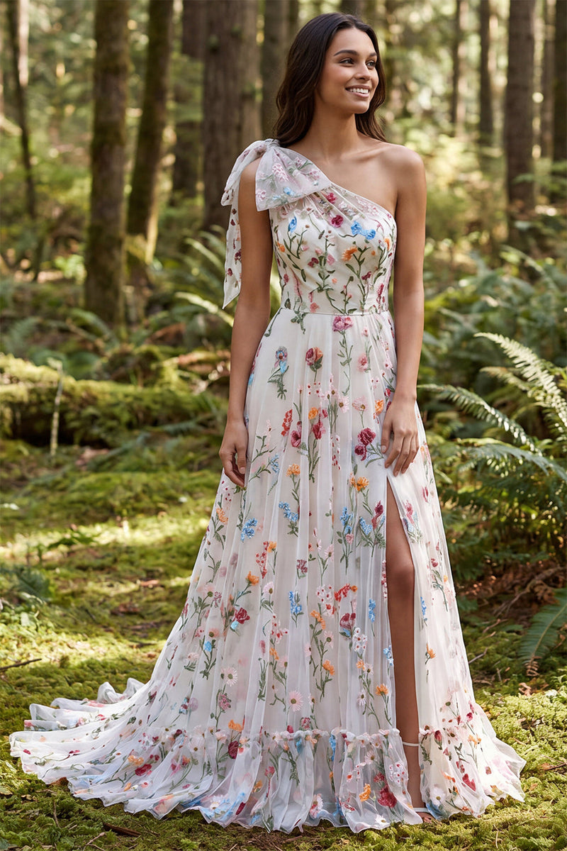 Laden Sie das Bild in den Galerie-Viewer, Einschulter Elfenbein Blumen A-Linie Langes Hochzeitskleid mit Schlitz