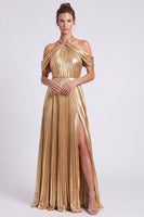 Laden Sie das Bild in den Galerie-Viewer, Metallisches Goldenes Neckholderhals Plissiertes A-Linie Langes Festliches Kleid mit Schlitz
