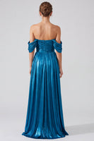Laden Sie das Bild in den Galerie-Viewer, Schulterfreies Goldfarbenes Metallisches Gerafftes A-Linie Langes Festkleid mit Schlitz