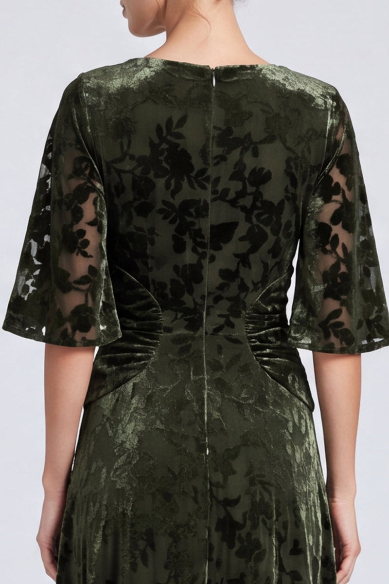 Laden Sie das Bild in den Galerie-Viewer, A-Linie Olive V-Ausschnitt Samt Langes Festkleid mit halben Ärmeln