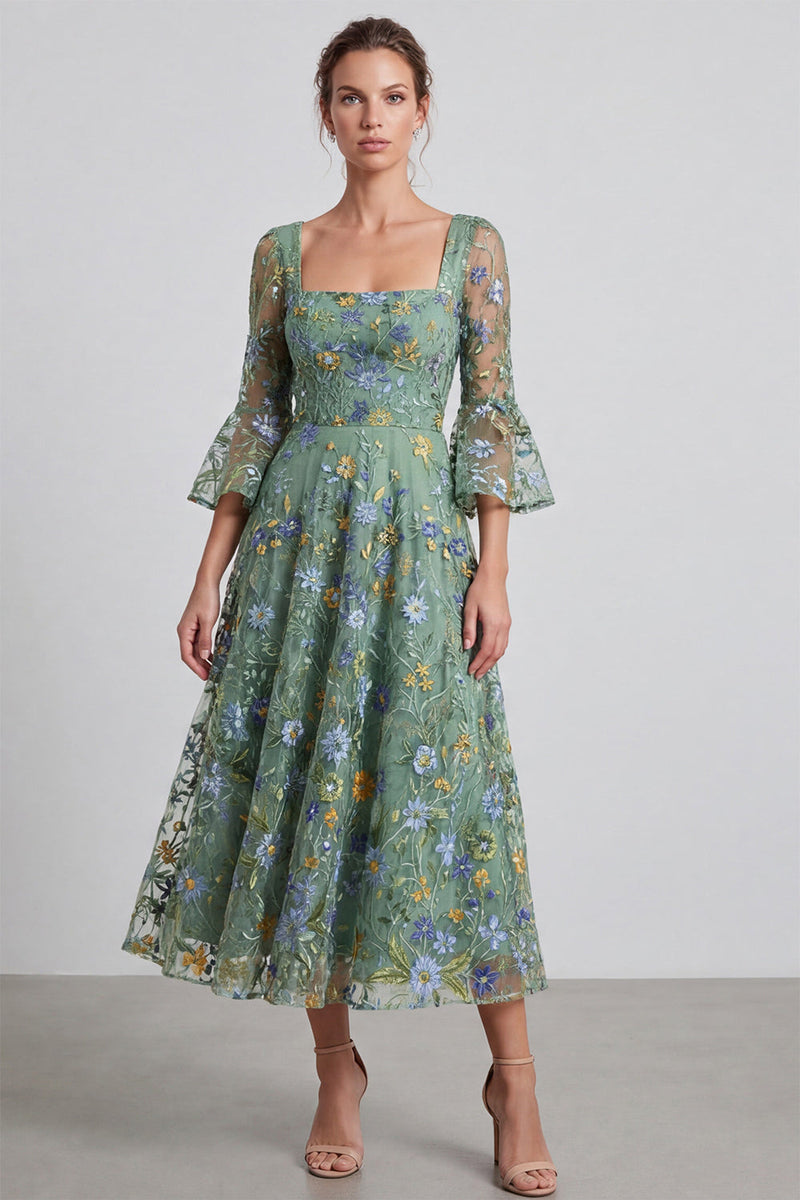 Laden Sie das Bild in den Galerie-Viewer, Staubiges Salbei A-Linie Floral Quadrathals Midi Festkleid mit ausweitenden Ärmeln