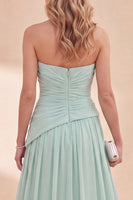 Laden Sie das Bild in den Galerie-Viewer, Trägerloses Mintgrünes A-Linie Chiffon Gerafftes Maxi-Kleid