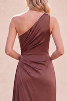 Laden Sie das Bild in den Galerie-Viewer, Schokoladen Einschulter Meerjungfrauen Maxikleid mit Schlitz