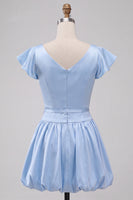 Laden Sie das Bild in den Galerie-Viewer, Himmelblaues A-Linie Satin Bateau-Hals Kurzes Abendkleid mit Mützenärmeln