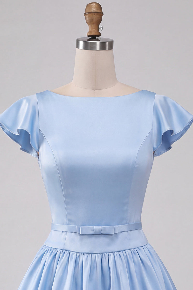 Laden Sie das Bild in den Galerie-Viewer, Himmelblaues A-Linie Satin Bateau-Hals Kurzes Abendkleid mit Mützenärmeln