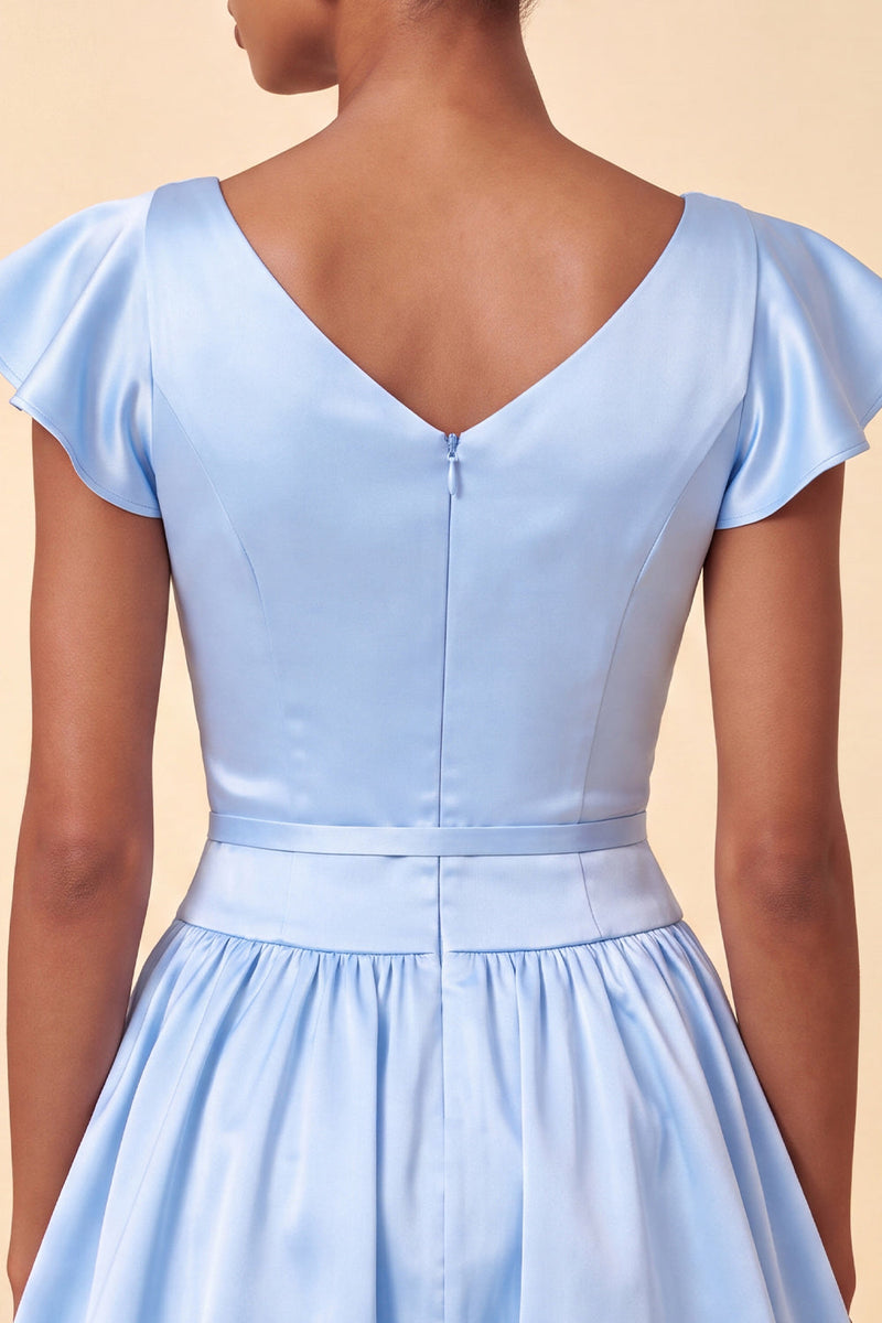 Laden Sie das Bild in den Galerie-Viewer, Himmelblaues A-Linie Satin Bateau-Hals Kurzes Abendkleid mit Mützenärmeln