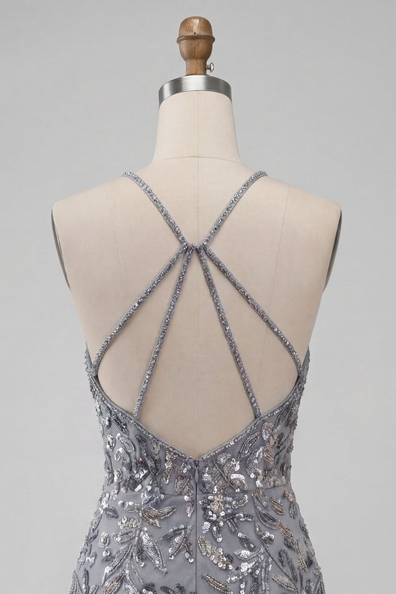 Laden Sie das Bild in den Galerie-Viewer, Halterhals Grauer Bodycon Kurzes Perlen Kurzes Abendkleid mit Fransen