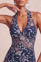 Laden Sie das Bild in den Galerie-Viewer, Marineblaues Neckholder Pailletten Bodycon Blumen Rückenfreies Kurzes Abendkleid mit Rüschen