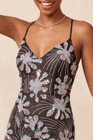 Laden Sie das Bild in den Galerie-Viewer, Schwarzes Bodycon Spaghettiträger Pailletten Blumen Kurzes Abendkleid mit Schlitz
