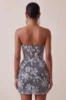 Laden Sie das Bild in den Galerie-Viewer, Graues Bodycon Trägerloses Korsett Gerafftes Pailletten Geblümtes Kurzes Abendkleid