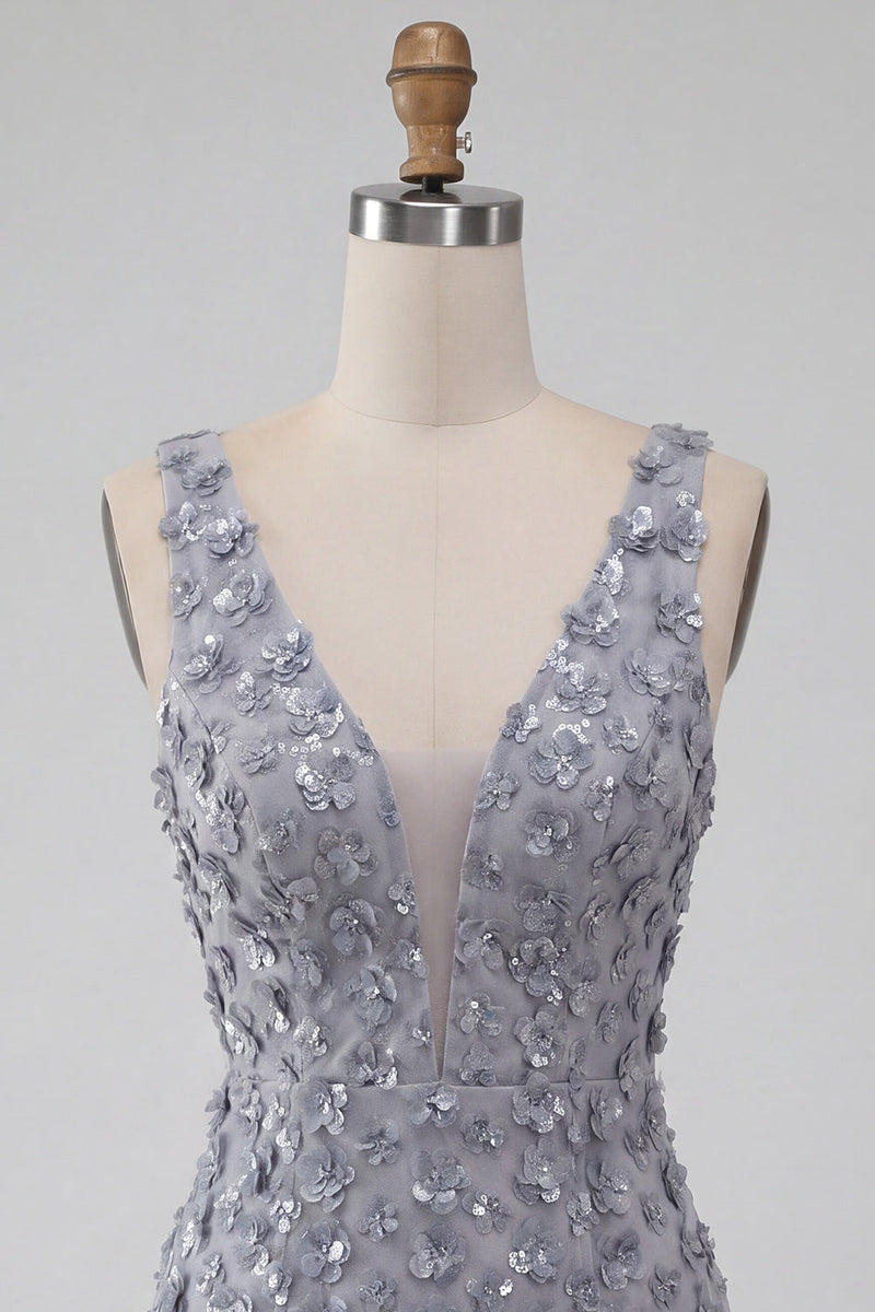 Laden Sie das Bild in den Galerie-Viewer, Staubig-lavendelfarbenes Blumen-V-Ausschnitt Bodycon Kurzes Homecoming-Kleid mit Feder