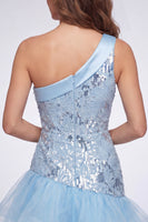 Laden Sie das Bild in den Galerie-Viewer, Himmelblaues einschulterfarbenes Blumenpailletten-Kurzes Homecoming-Kleid mit Rüschen