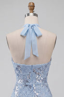 Laden Sie das Bild in den Galerie-Viewer, Halterhals, himmelblauer Blumen-Rüschen-Bodycon-Kurzschluss-Homecoming-Kleid mit Pailletten