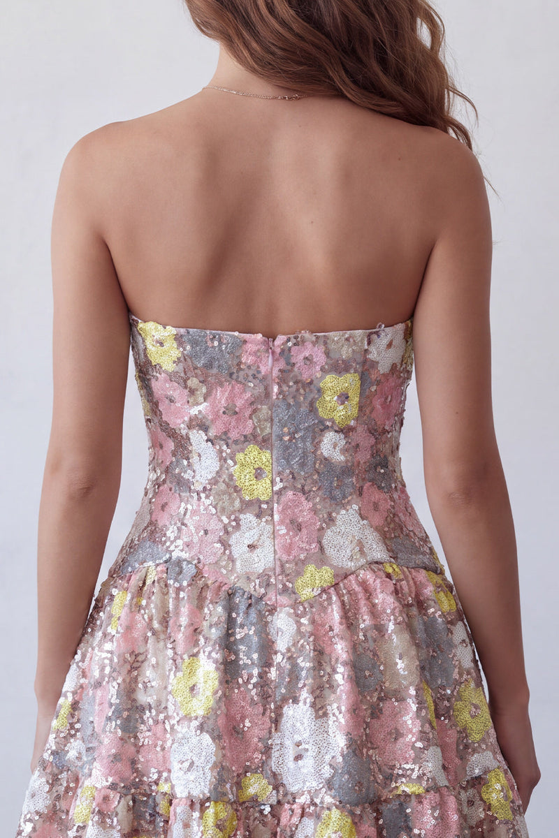 Laden Sie das Bild in den Galerie-Viewer, Glitzerndes pinkes Sweetheart A-Line gestuftes, florales Homecoming-Heimkehrkleid mit Pailletten
