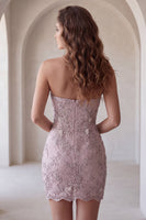 Laden Sie das Bild in den Galerie-Viewer, Trägerloses Bodycon-Perlmutt, gefaltetes kurzes Homecoming-Kleid mit Perlen