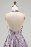 Laden Sie das Bild in den Galerie-Viewer, A-Linie Lila Neckholderhals Rückenloses Kurzes Abendkleid mit Pailletten